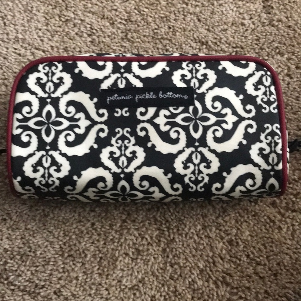 Petunia Pickle Bottom Accessories Holder